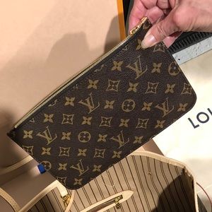 LV Clutch